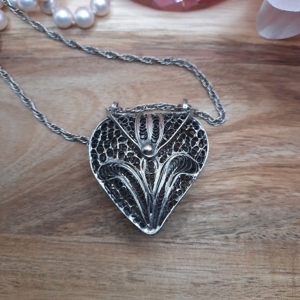 Vintage Heart Shaped Silver Filigree Purse Pendant